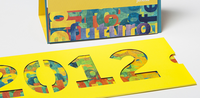 Calendário de mesa e convite de confraternização